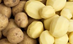 Soyulmuş Patatesler Ertesi Güne Nasıl Tazeliğini Korur?