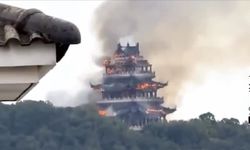 Yongqing Tapınağı’nda Alevler Yükseldi! Wenchang Köşkü Küle Döndü