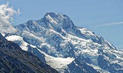 Yeni Zelanda Cook Dağı’nda Kaza: 2 Dağcı Öldü