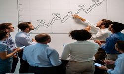 Altına, Dolara, Bitcoin'e Fark Attılar: Bu Hisseler 1 Haftada Servet Kazandırdı!