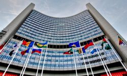 Çernobil’de Radyoaktif Tehlikesi: Koruma Kalkanı Hasar Gördü