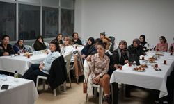 Ebru Keyvan İstasyon Mahallesi’ndeki Kadınlarla Toplantıda Buluştu