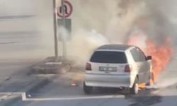 Gölbaşı’nda Seyir Halindeki Otomobil Alev Alev Yandı