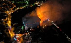 İstanbul Üsküdar’daki Ahşap Köşk Alevlere Teslim Oldu