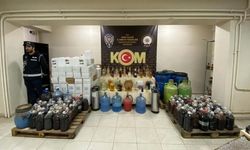 İzmir'de Kaçak Alkol ve Tütün Operasyonu: 4 Tutuklama