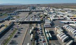 Kapıkule’de Ticari Araç Yoğunluğu Rekor Kırdı