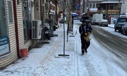 Kızılcahamam’a Kar Yağdı: Ekipler Sahaya İndi