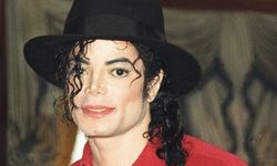 Michael Jackson’ın Cildi Neden Beyazladı? Hastalık mı Tercih mi?