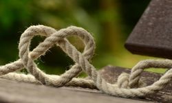 Rüyada Halat Görmek, Halat Çekmek, Halatın Kopması ve Düğümlü Halat Görmek Ne Anlama Gelir?