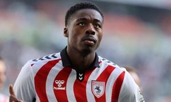 Samsunsporlu Musaba Tehlike Atlattı: Aracı Seyir Halindeyken Yandı