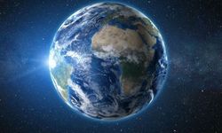 Uzayda Dünya Nasıl Düşmeden Asılı Kalıyor?