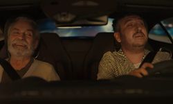 Yan Yana Gişede Fırtına Gibi: 2,2 Milyon Seyirciyi Aştı