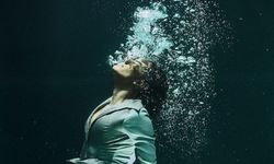 Suyun Altında Ağlamak Mümkün mü?