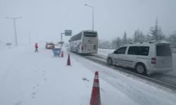 Ankara’dan İstanbul’a Gidecekler Dikkat: Bolu Geçişinde Ulaşım Durdu