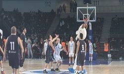 Ankara’da ‘Hayatın Artı Biri Spor Kulübü’nden Farkındalık Maçı