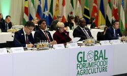 Bakanlar Berlin’deki Zirvede Buluştu: Bakan Yumaklı’dan Kritik Su Uyarısı