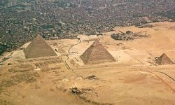 Büyük Piramidin İçinde Ne Var?