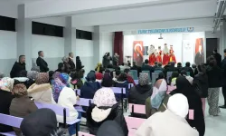 Çubuk'ta 18 Bin Öğrenci için Karne Zili Çaldı