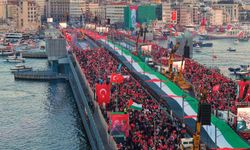 İstanbul'da On Binler Gazze İçin Yürüdü: Galata Köprüsü’nde Büyük Buluşma