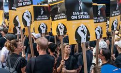 Hollywood’u Yeni Bir Grev Korkusu Sardı: Bir Kez Daha Kilitlenebilir