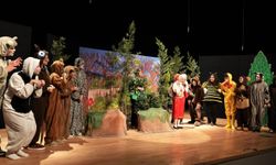 Keçiörenli Çocuklardan Ücretsiz Tiyatrolara Yoğun İlgi