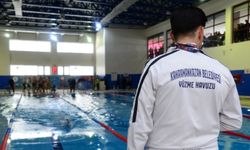 Kahramankazan’da Yüzme Yarışı: Gençler Madalyaya Doymadı