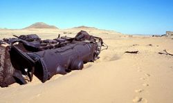 Osmanlı’ya Ait Tren Neden 109 Yıldır Çölün Ortasında?