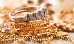 Rüyada Mücevher Görmek, Mücevher Bulmak, Kaybetmek, Mücevher Takmak ve Çalmak Ne Anlama Gelir?