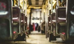 Rüyada Otobüs Görmek, Otobüs Bileti Almak, Otobüste İnmek, Yanlış Otobüse Binmek ve Otobüs Kazası Ne Anlama Gelir?