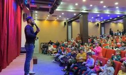 Sincan Sahneleri Doldu Taştı: Ankara Bu Oyunları Konuşuyor!