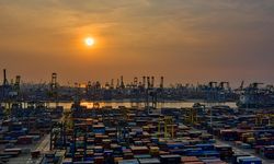 Türkiye'nin 2028 Dış Ticaret Rotası: 719 Milyar Dolarlık Dev Hacim