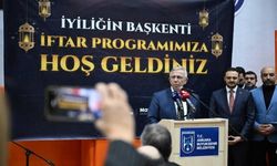 ABB Başkanı Mansur Yavaş, Mamaklılarla İftarda Bir Araya Geldi