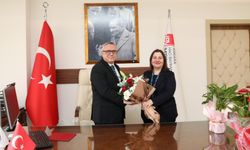 AHBV Üniversitesi İletişim Fakültesi Yeni Dekanı Prof. Dr. Mehmet Sezai Türk Oldu