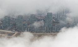 Ankara’da Sis Kentin Yüksek Noktalarında Etkisini Gösterdi