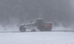 Bolu Dağı’nda Kar Yağışı Sürüyor