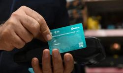 Emekli Dijital Kart Dönemi Başladı: Kimler Alabilir, Nerelerde Geçerlidir?