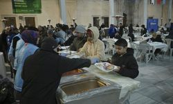 Kocatepe Camisi'nde Her Gün 2 Bin Kişilik İftar Sofrası Kuruluyor