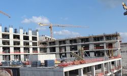 Ekonomi Büyürken İnşaat Neden Frene Bastı? Aylık Bazda Gerileyen Tek Sektör