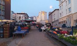 Karşıyaka Pazarı’nda İftar Saati Fiyatları: Ramazan Mesaisinde Tezgahlarda Son Durum