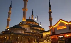 Tozkoparan İskender Dizisinin Oyuncuları Başkentli Hayranlarıyla Buluştu