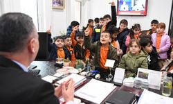 Mamak’ta Öğrenciler Yerel Yönetimleri Tanıdı