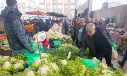 Altındağ Semt Pazarı'nda Meyve Grubunda Artış, Sebzede İndirim Hakim