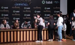 Tozkoparan İskender Dizisinin Oyuncuları Başkentli Hayranlarıyla Buluştu