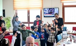 Altındağlı Miniklerden Yaşlılara Unutulmaz Sürpriz Ziyaret