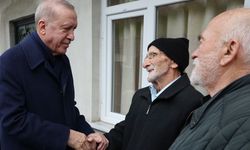 Cumhurbaşkanı Erdoğan Rize’de Kapıları Çaldı, Bayramlaştı