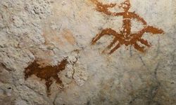 Dünyanın En Eski Mağara Sanatı: 67 Bin Yıllık El İzi Ortaya Çıktı