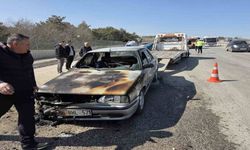 Elmadağ'da Seyir Halindeki Otomobil Alev Alev Yandı