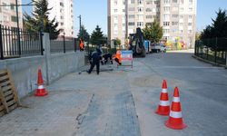 Etimesgut’ta 4 Mahallede Kaldırım Çalışması