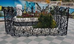 Ankara'da İş Makinelerinin Geçemediği Gül Baba Türbesi