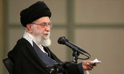 İran’ın Dini Lideri Hamaney Öldürüldü